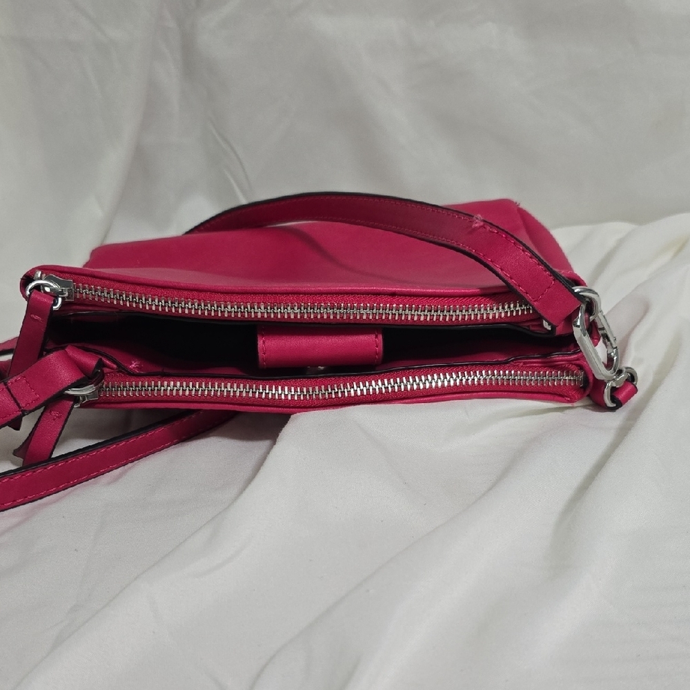 Nine West Hot Pink Crossbody Bag 3 Compartments Matte Finish - Picture 4 of 9